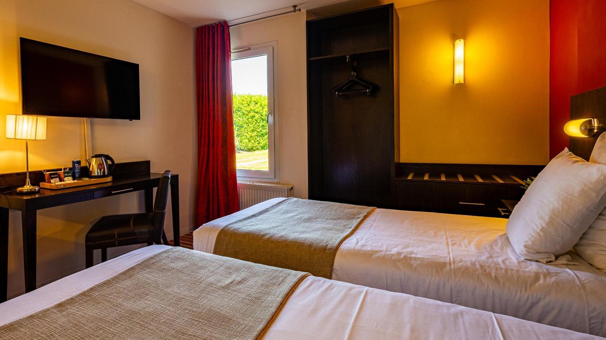 Logis Hostellerie D'Aussois Semur-en-Auxois Kültér fotó